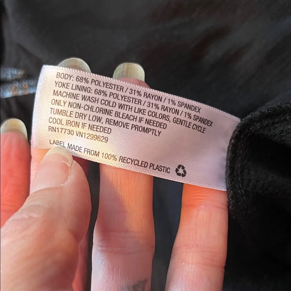 Knox Rose Black V-Neck Dress - Picture 12 of 13